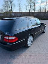 Mercedes-Benz Mercedes W211 Kombi E 320 mit CarPlay - Mercedes-Benz E 320 in Bochum