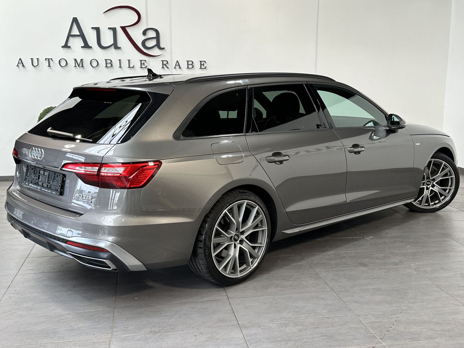Fahrzeugabbildung Audi A4 Avant 40 TDI Quattro S-Line NAV+LED+KAMERA+SH