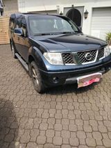Nissan Navara D40 (LKW Zulassung) - Nissan Navara: D 40