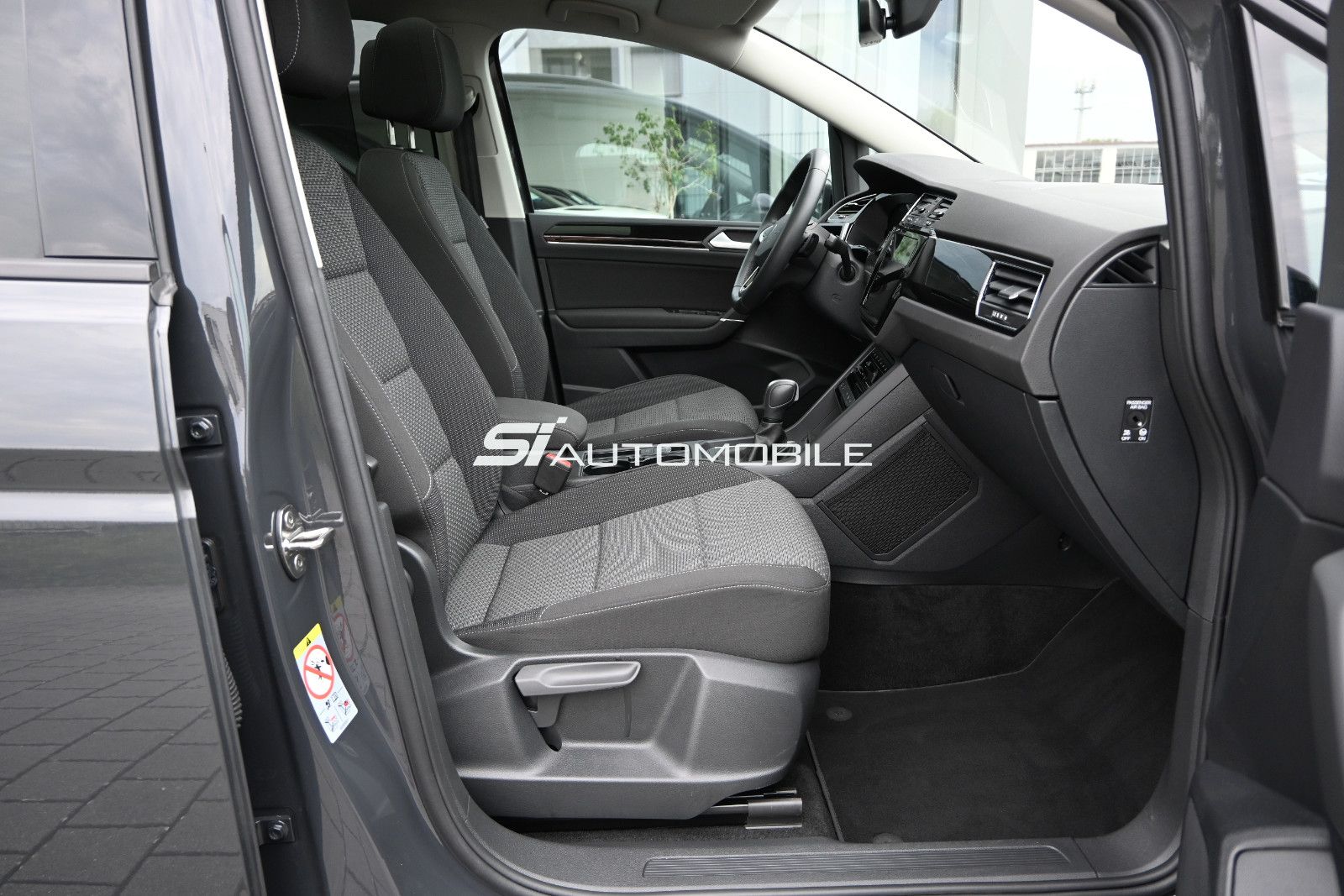 Fahrzeugabbildung Volkswagen Touran 2.0 TDI °UVP61.090€°ACC°AHK°DYN°PANO°SHZG