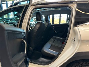 Peugeot 2008 Allure *Pano*Xenon*Navi*