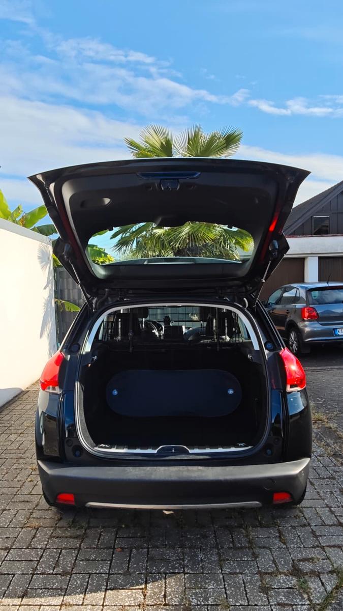Peugeot 2008 Allure e-HDi FAP 92 EGS6 STOP & START A...