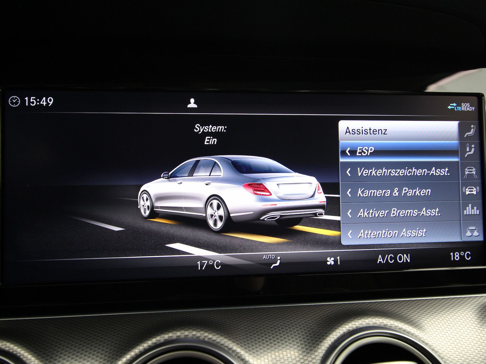 Mercedes-Benz E 220 d Avantgarde NAVI+LED+KAMERA+STANDHEIZUNG foto 19