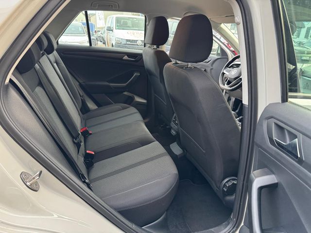 T-Roc 1.5 TSI DSG Life AHK/NAV/LED/PDC/PLA/SHZ