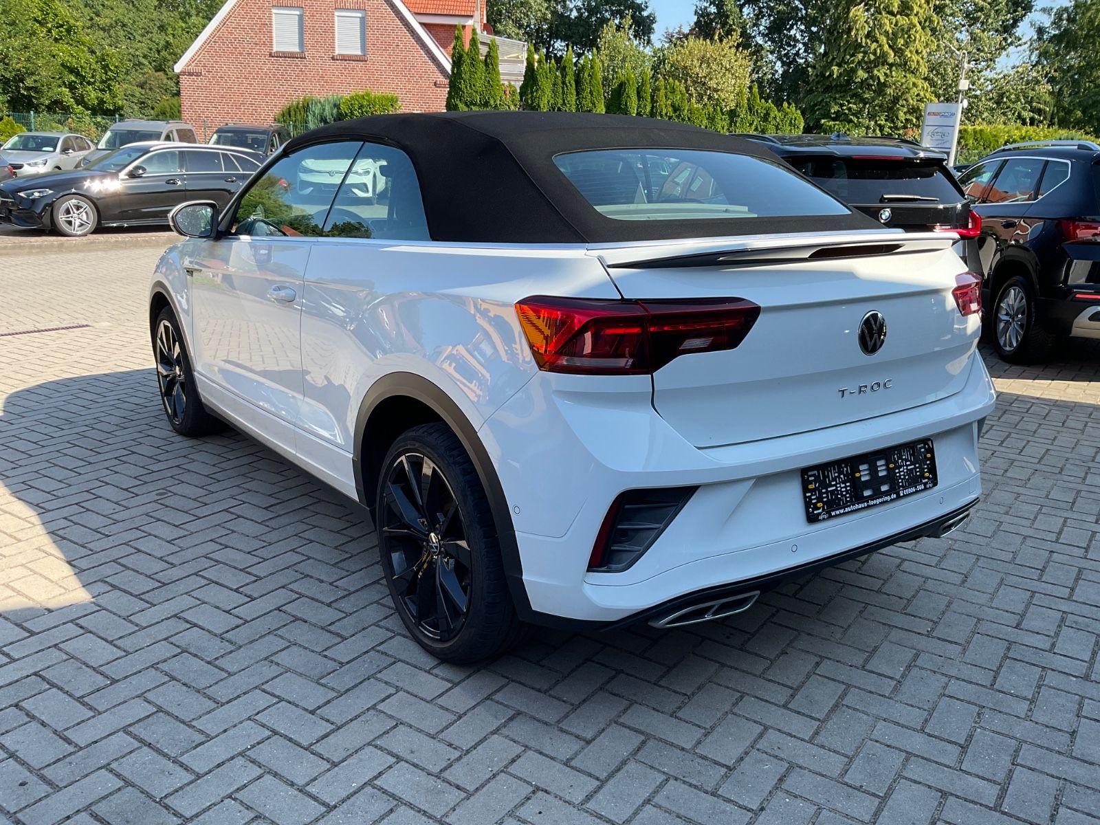 Fahrzeugabbildung Volkswagen T-Roc Cabriolet 1.5 TSI DSG R-Line,LED,ACC,Carpl