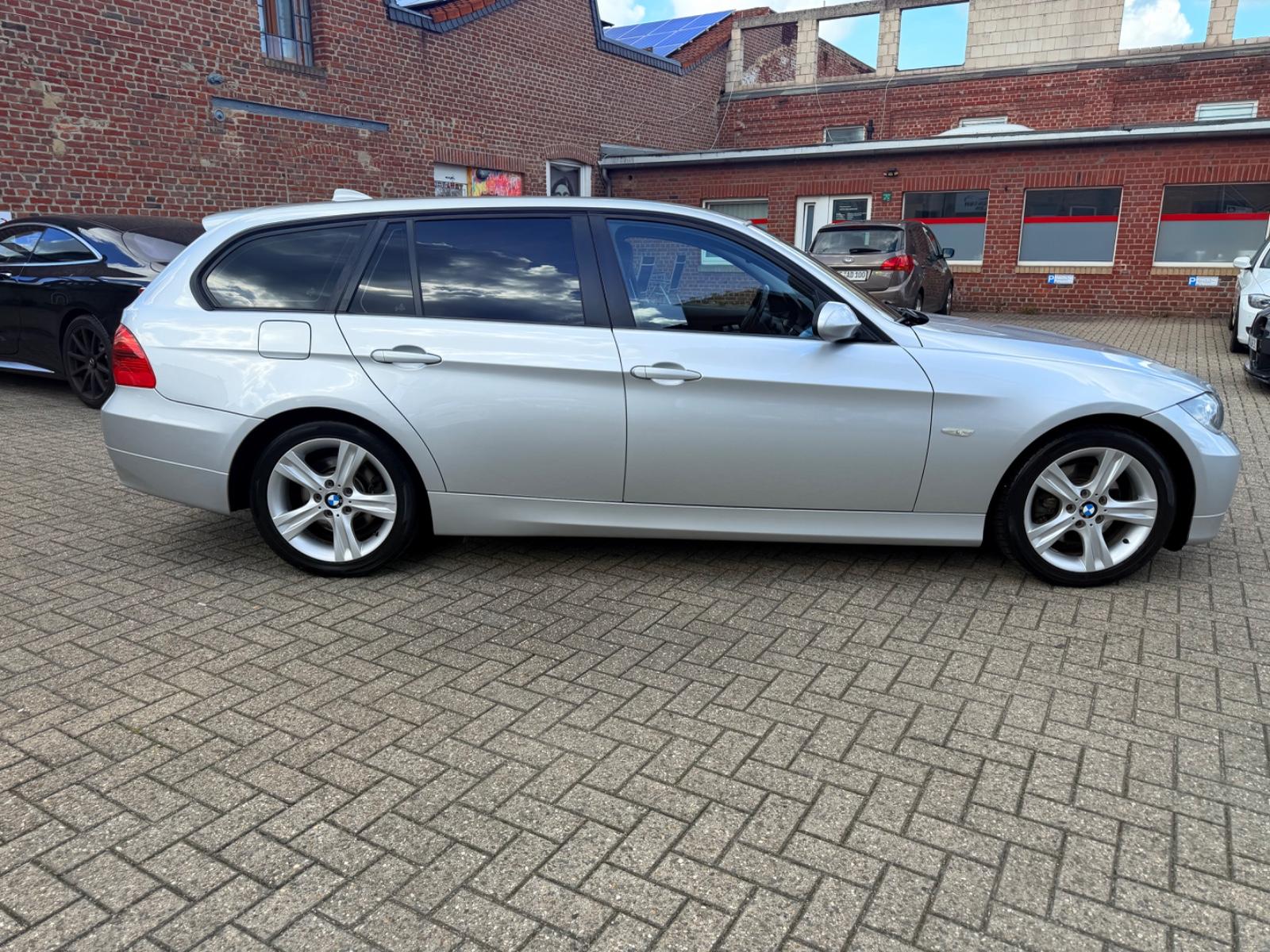 BMW 320 2008 — photo 6