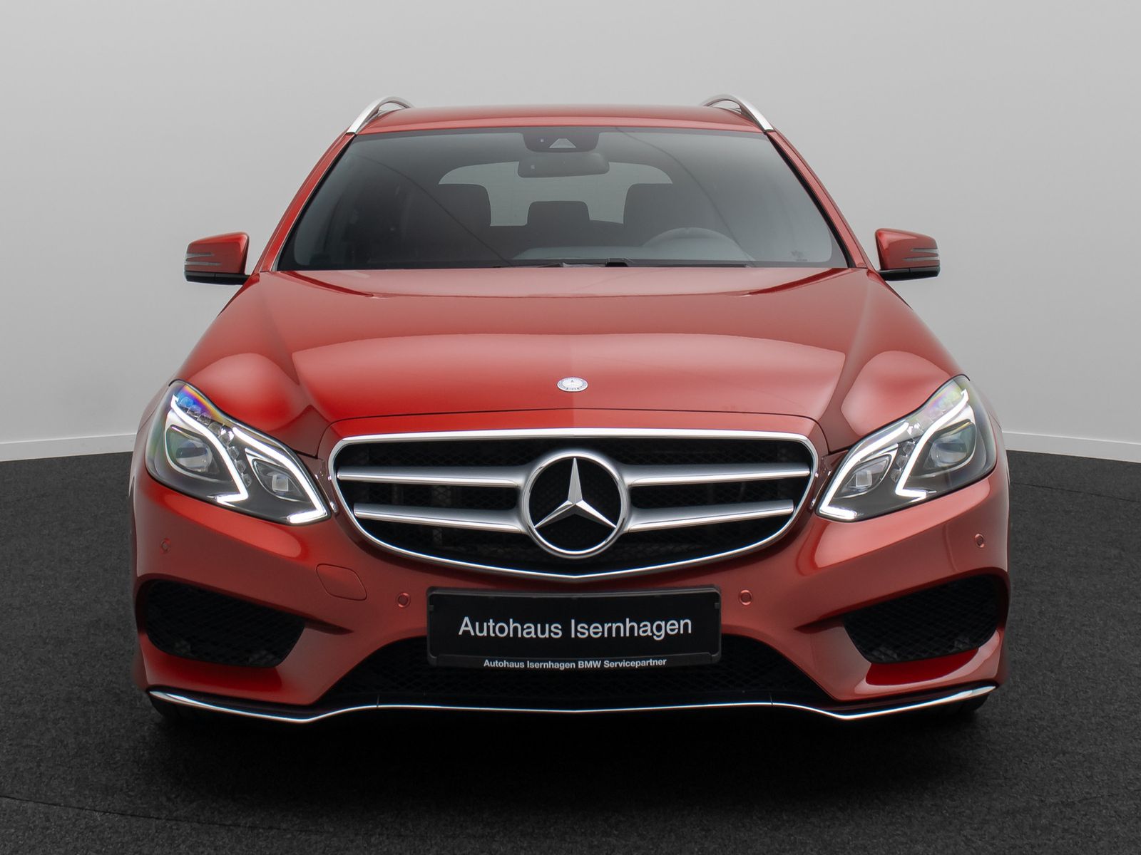 Fahrzeugabbildung Mercedes-Benz E 350 BlueTEC PDC Navi Tempomat LED Leder 18Zoll