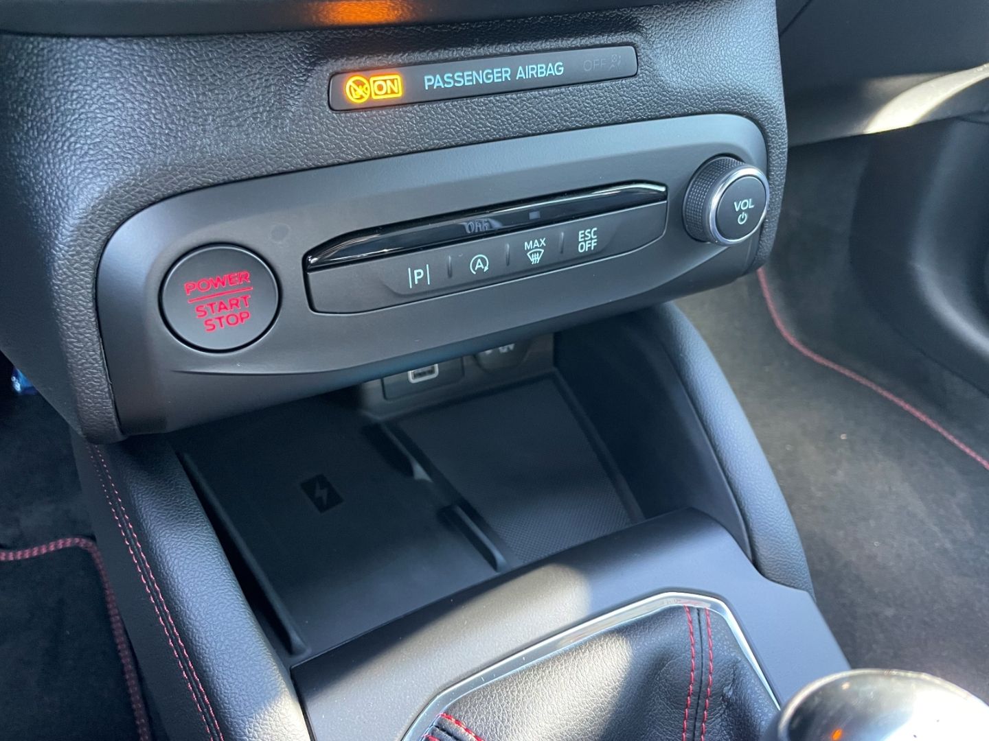 Fahrzeugabbildung Ford Focus ST X totWinkAss LED HeadUpDispl Kamera