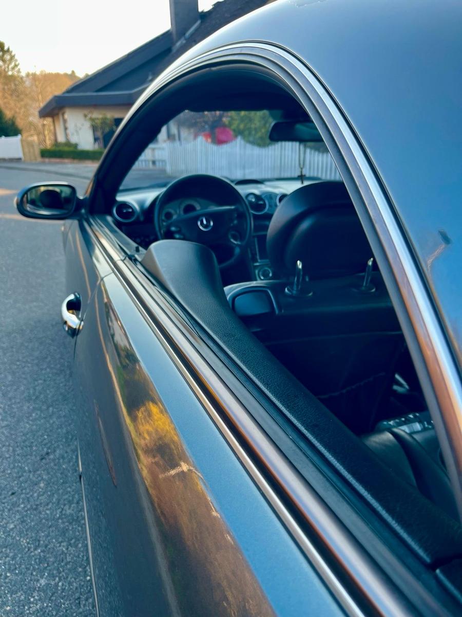 Mercedes-Benz CLK 320