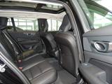 Volvo V60 B4 D Geartronic Plus Dark Klima Navi Leder - Volvo V60 mit Diesel-Antrieb: Kombi, Geartronic