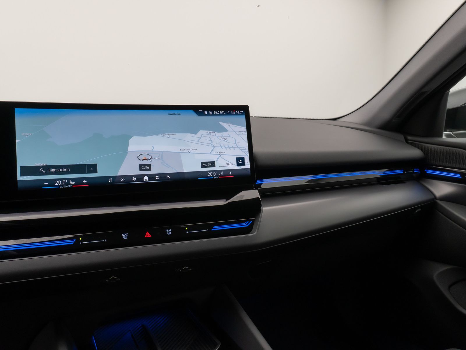 Fahrzeugabbildung BMW 520d Kamera DAB H/K Leder AdaptivLED Alarm Sport