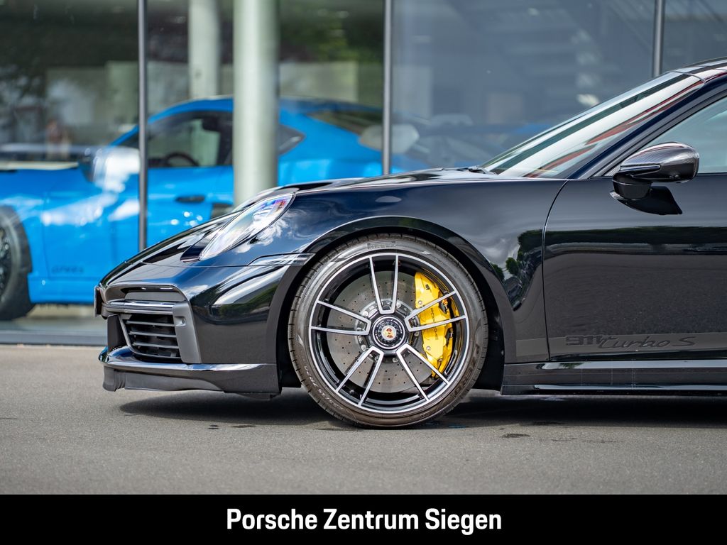 Porsche 992 (911) Turbo S