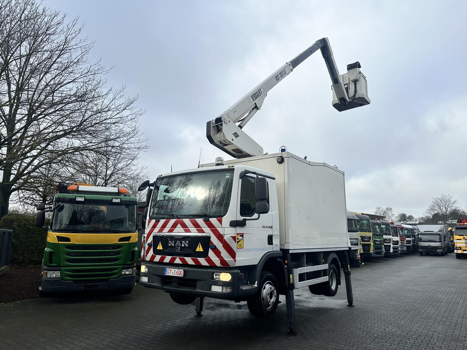 MAN TGL 12.180 Koffer mit Ruthmann Versalift 14.90m