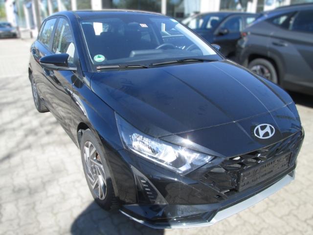 Hyundai i20 Trend Kamera Navi Shz Android Apple CarPlay