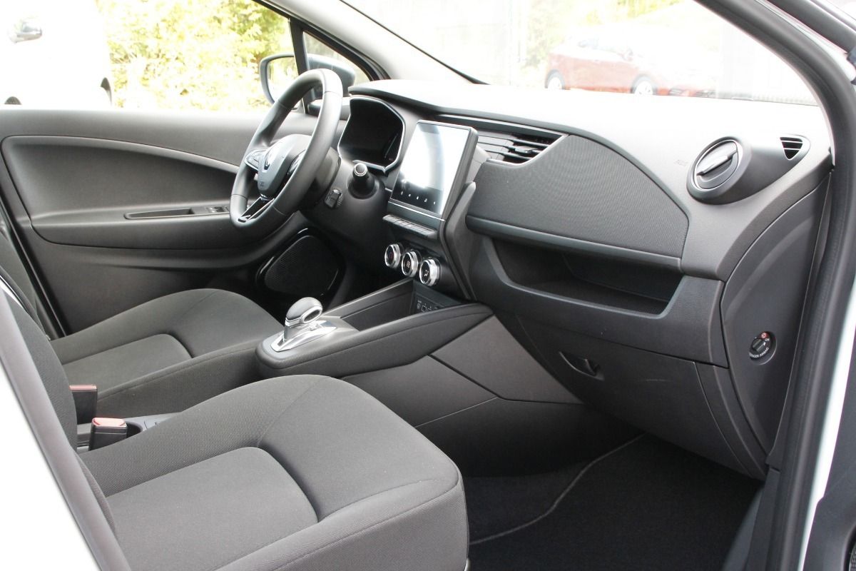 Fahrzeugabbildung Renault ZOE LIFE Batteriemiete Option auf BOSE-Paket