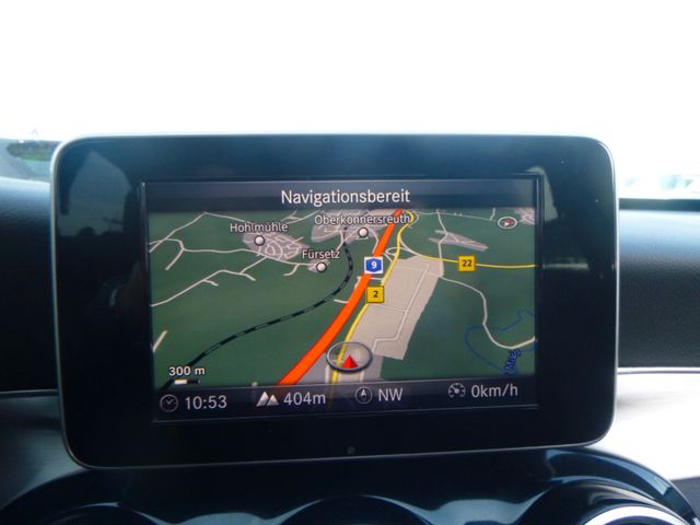 Fahrzeugabbildung Mercedes-Benz C 180 CGI Avantgarde Lim >NAV/Sitzheiz/PDC<