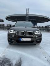 BMW X5 M50 M50d -NeuTÜV 2028/Standheizung/Soft-Close - BMW X5 M50 aus 2015