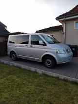 Volkswagen VW T5 Transporter/Caravelle 8-Sitze - VW T5 Gebrauchtwagen in Hamm
