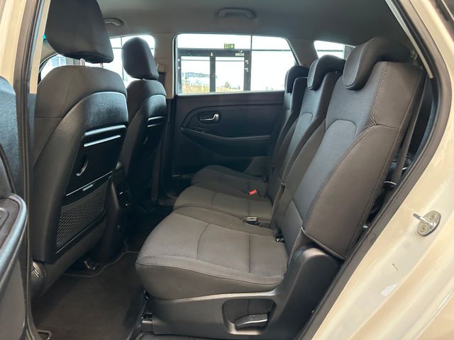 Kia Carens UEFA Euro 2016 *2. Hand*Klima*Kamera*Navi