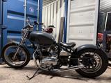Triumph T120R