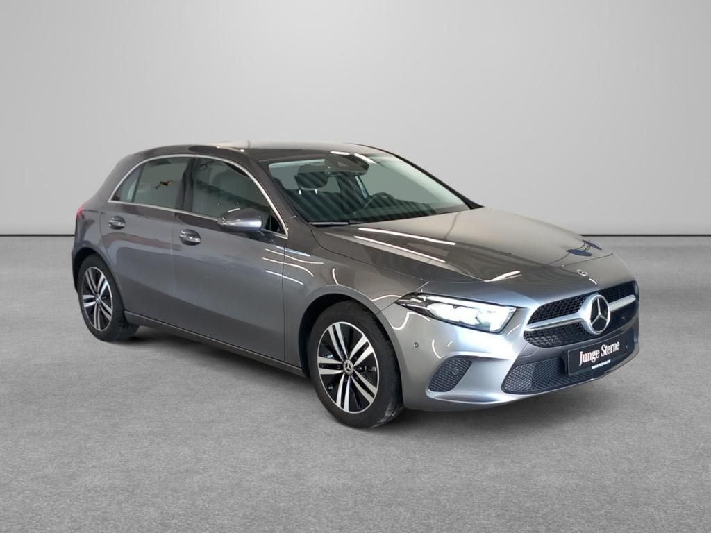 Fahrzeugabbildung Mercedes-Benz A 250 4MATIC Kompaktlimousine ''Advanced'' *LED*