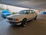 BMW Bmw Oldtimer e32 i750 - BMW 750: E32 750i