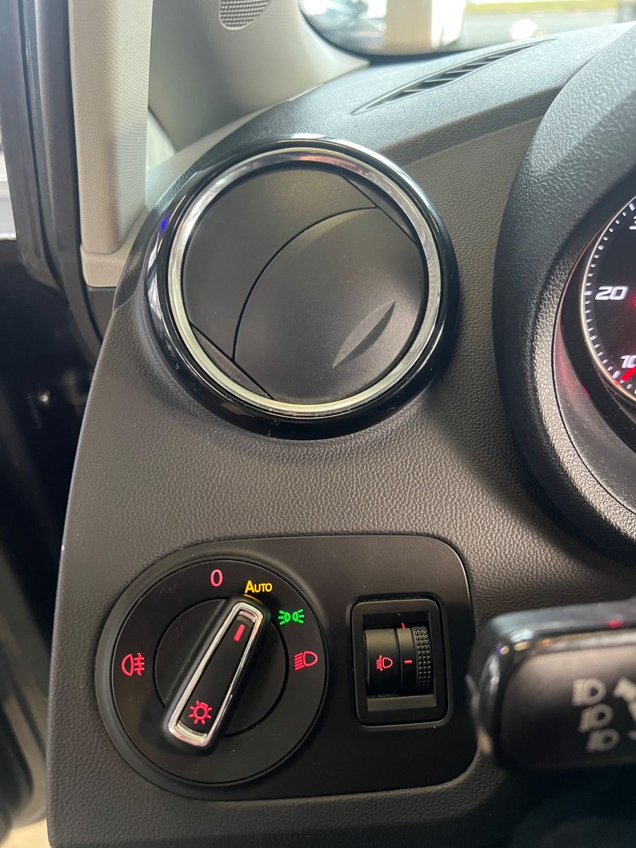 Fahrzeugabbildung SEAT Ibiza Style 1.4 TDI*NAVI*ALCANTARA*PANORAMADACH*