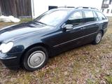 Mercedes-Benz Mercedes 220CDI T-Modell - Mercedes-Benz C 220 aus 2002: Cdi