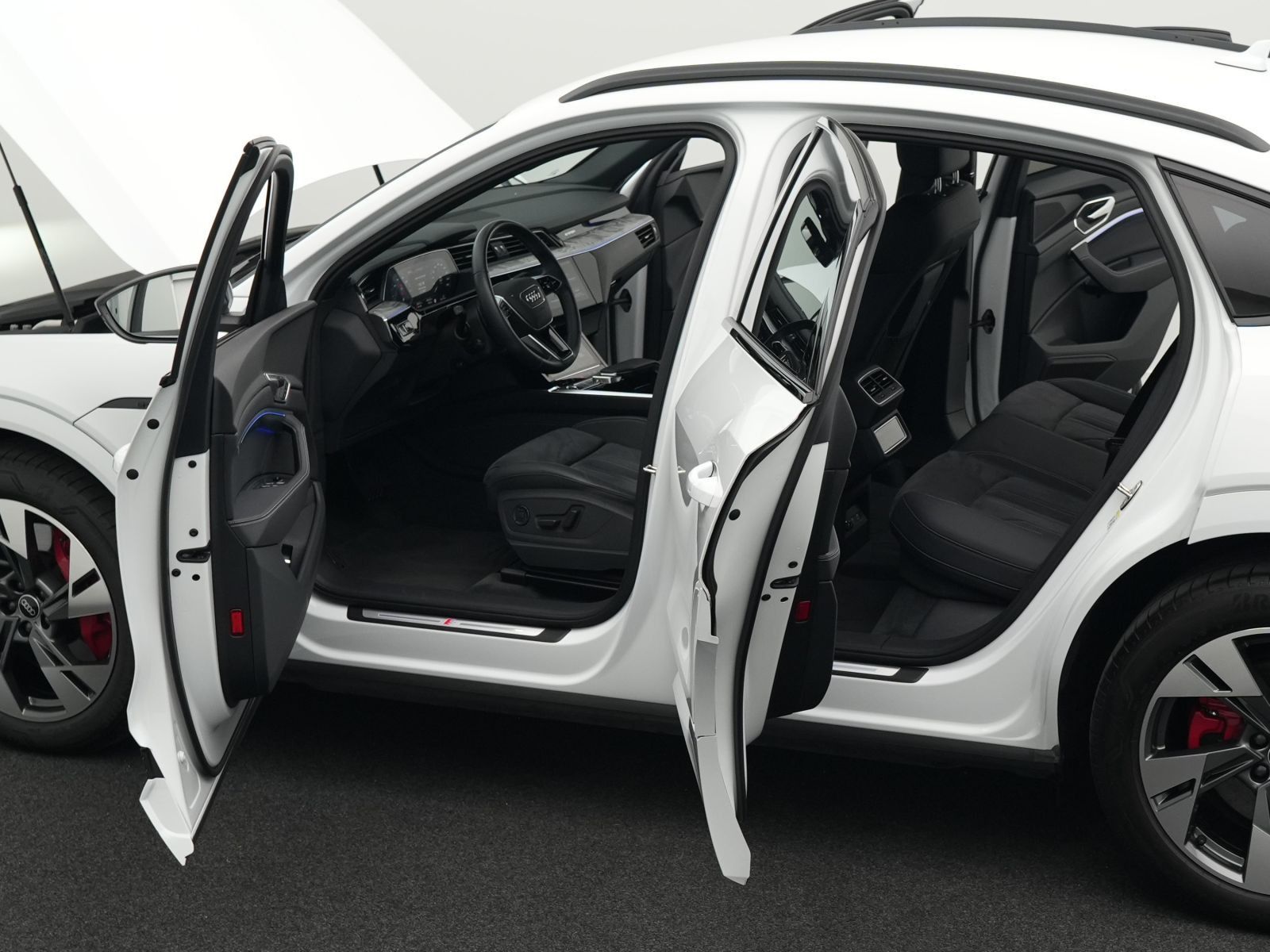 Audi Q8 e-tron - Bild 32