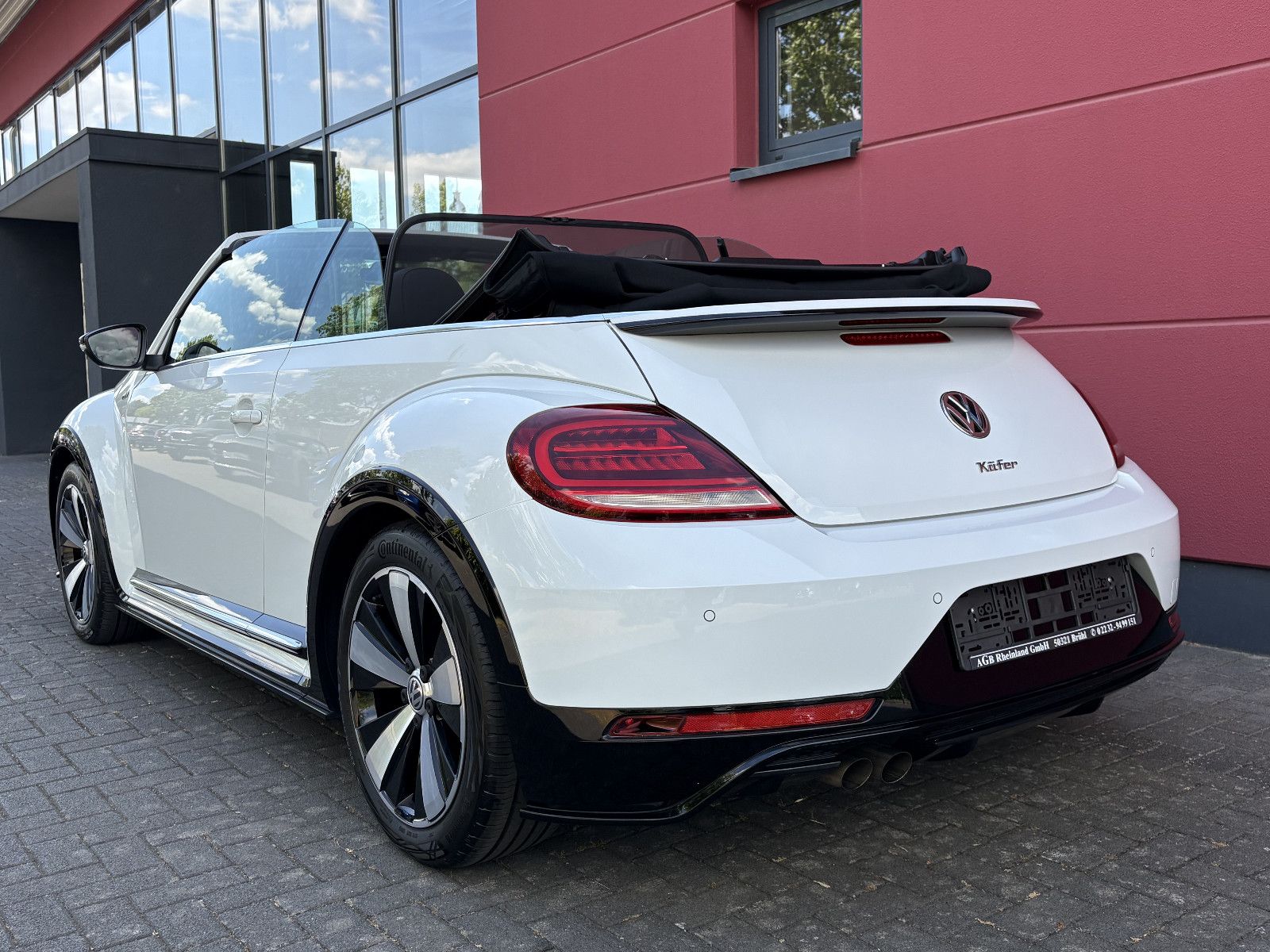 Volkswagen BEETLE CABRIO 1.4 TSI DSG R-LINE SPORT LEDER TOP foto 2