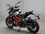 KTM 125 Duke - KTM 125