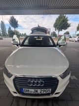 Audi A1 1.2 TFSI Attraction Attraction - Audi A1: Von Privat