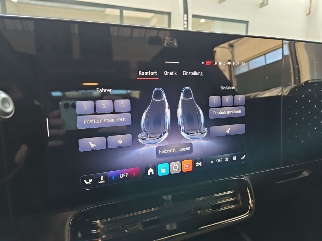 Fahrzeugabbildung Mercedes-Benz CLA 250+ AMG Night Pano Memo LED SHZ KeyL. 360°