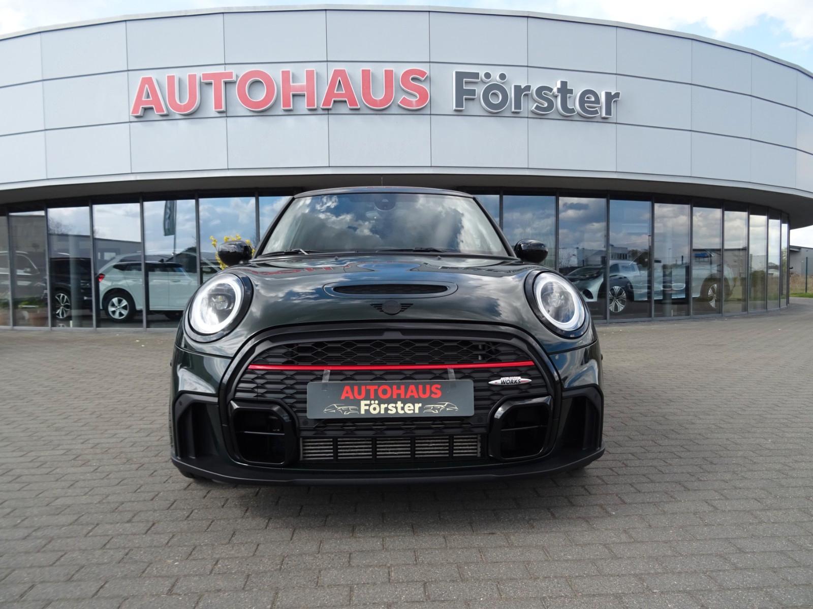 MINI John Cooper Works  Garantie 6/2027
