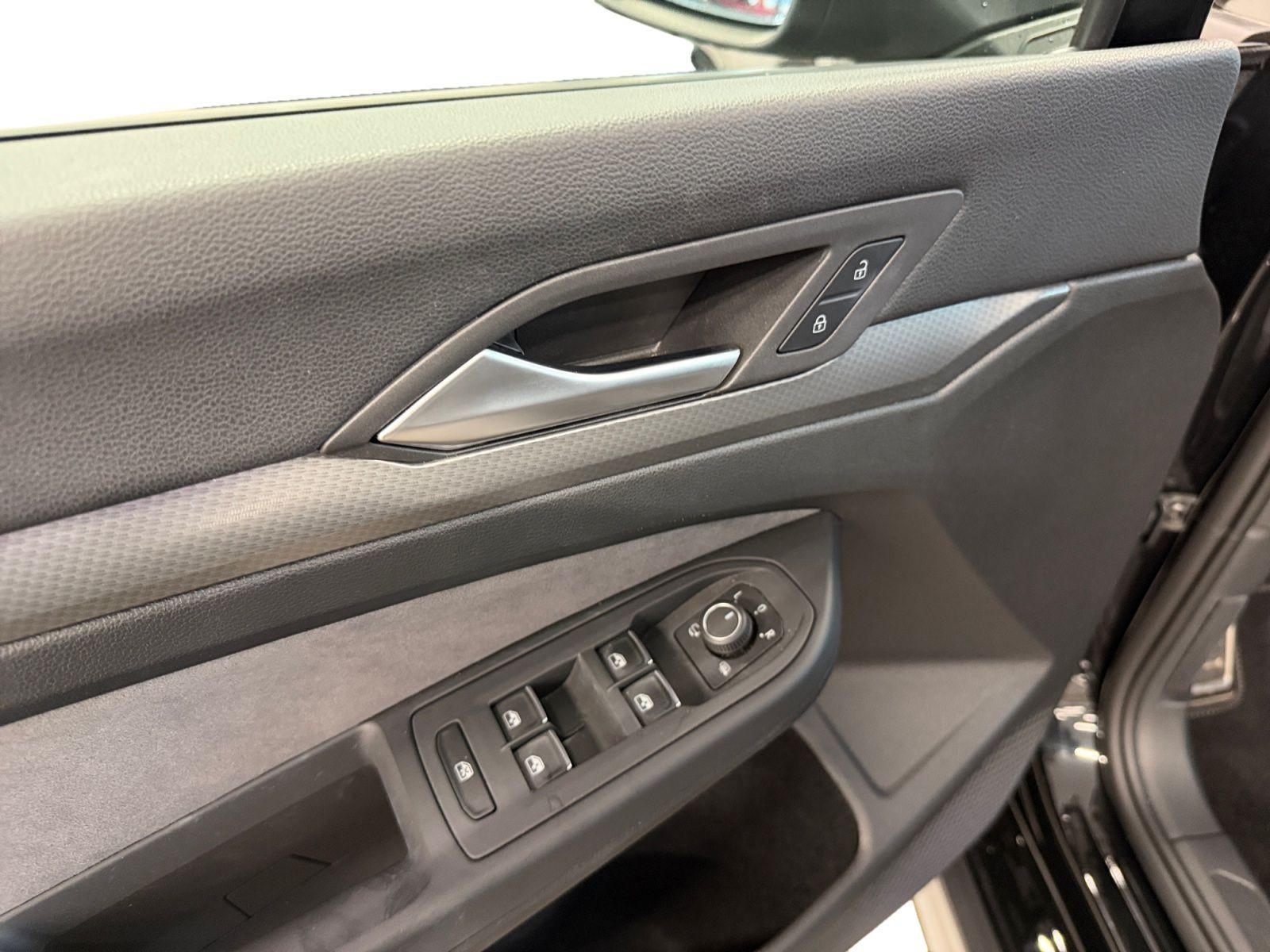 Volkswagen Golf VIII Alltrack 2.0TDI DSG MATRIX+NAV+ACC+AHK, миниатюра 15