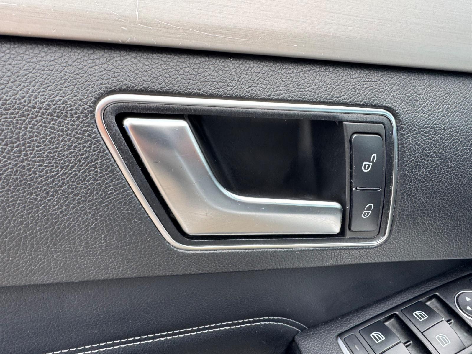 Mercedes-Benz E 220 CDI Limousine Klima Navi LED Euro 5