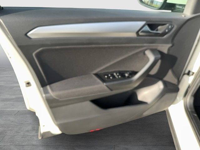 T-Roc Life TSI LED APP SHZ
