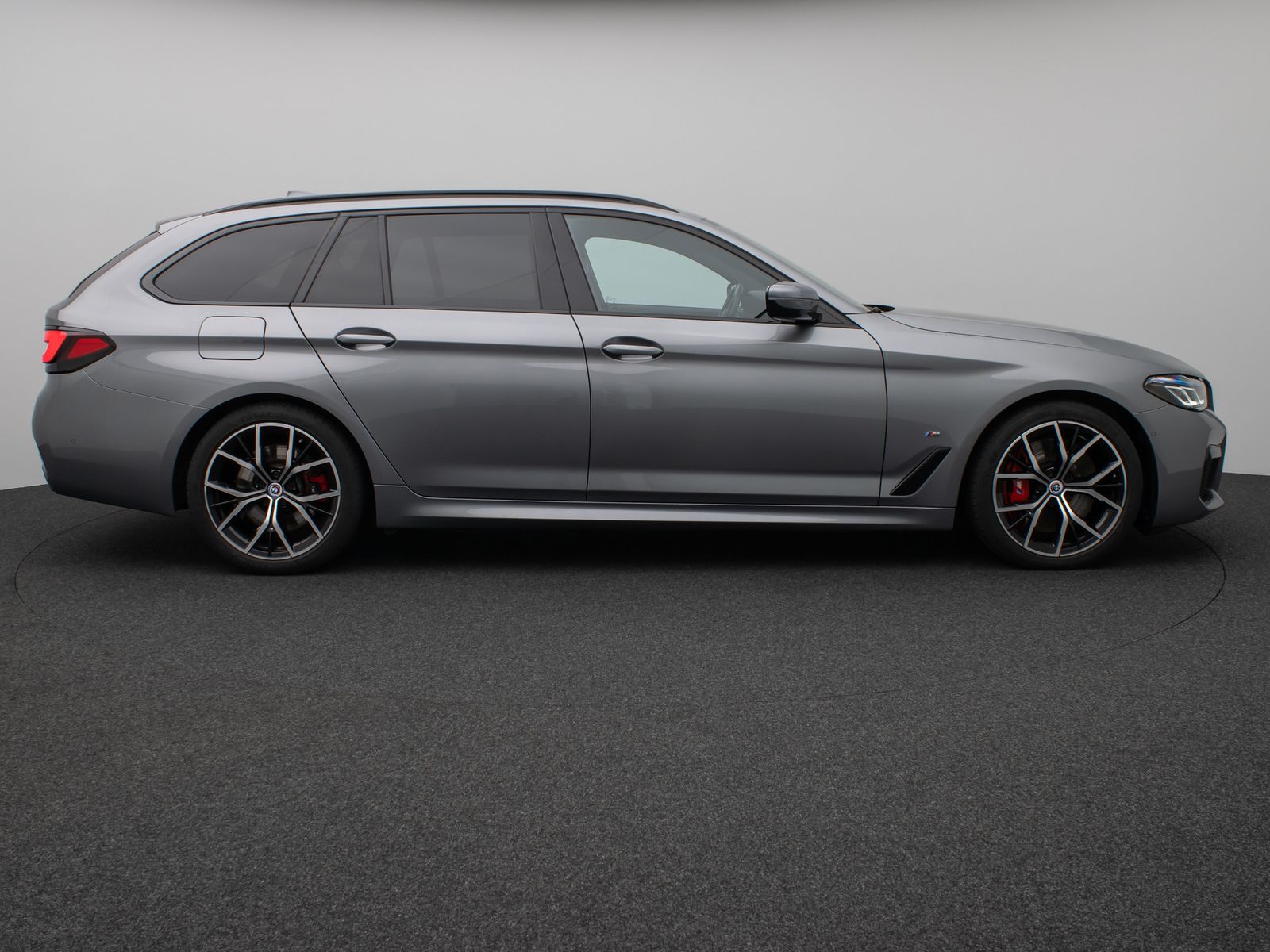 Fahrzeugabbildung BMW 540d xD M SportPro Panoram Kamera Laser HUD HiFi