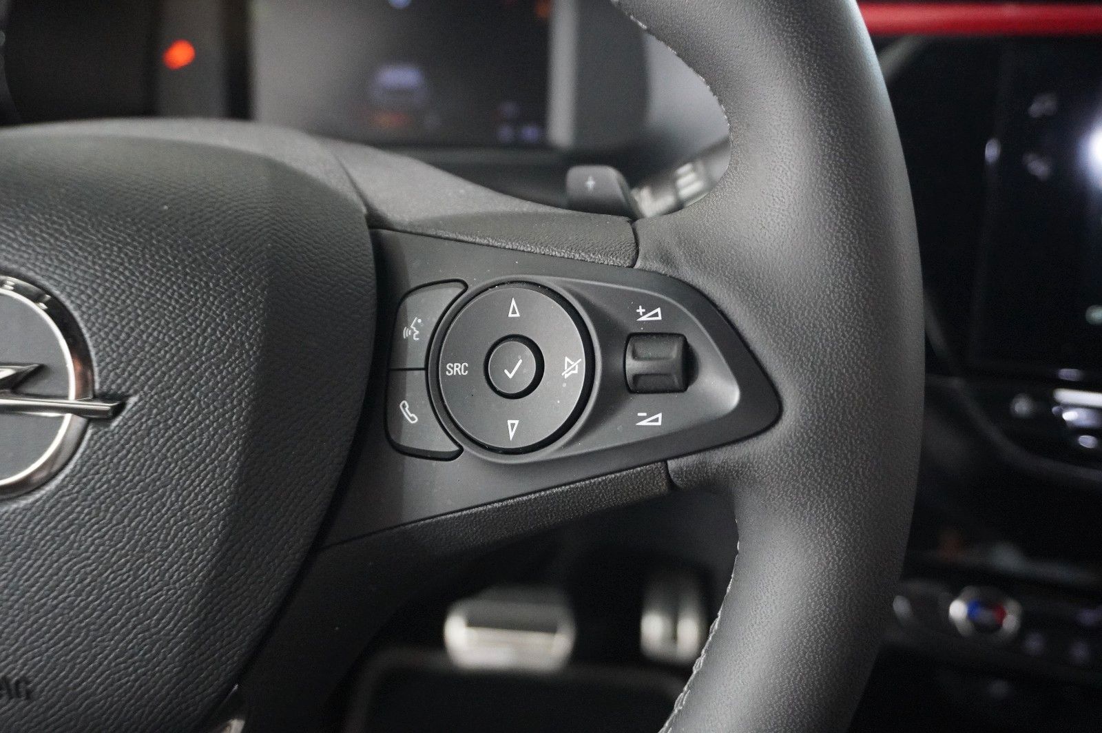 Fahrzeugabbildung Opel Corsa F 1.2T GS SPORT NAVI/LED/KAMERA/SPORT/DAB+