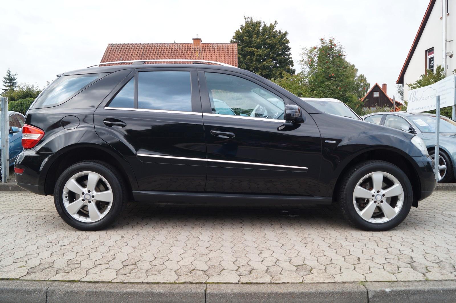 Mercedes-Benz ML 350 CDI 4Matic V6 211 ch – Pack Sport – Toit ouvrant – Cuir – 180 100 km