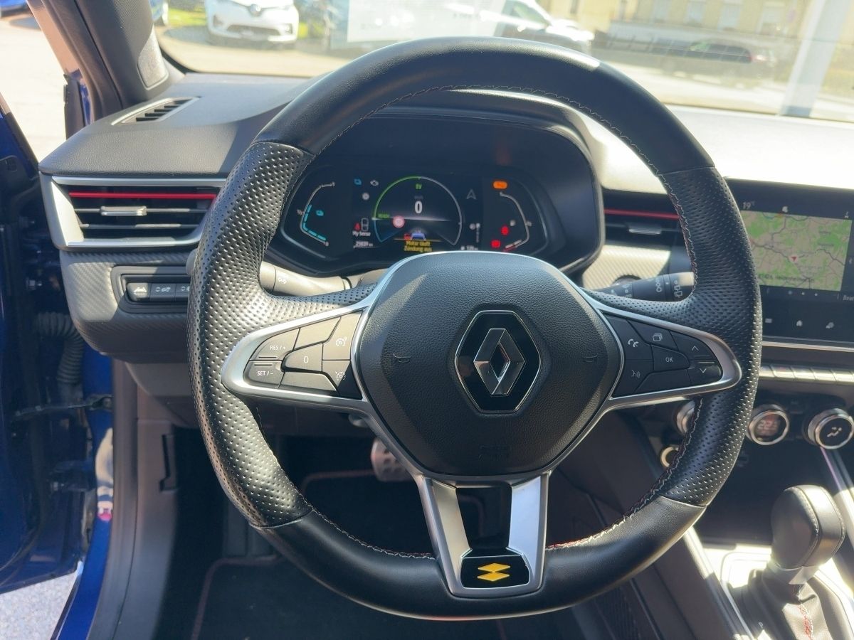 Fahrzeugabbildung Renault Clio R.S Line E-Tech Hybrid 140 Kamera Navi SHZ