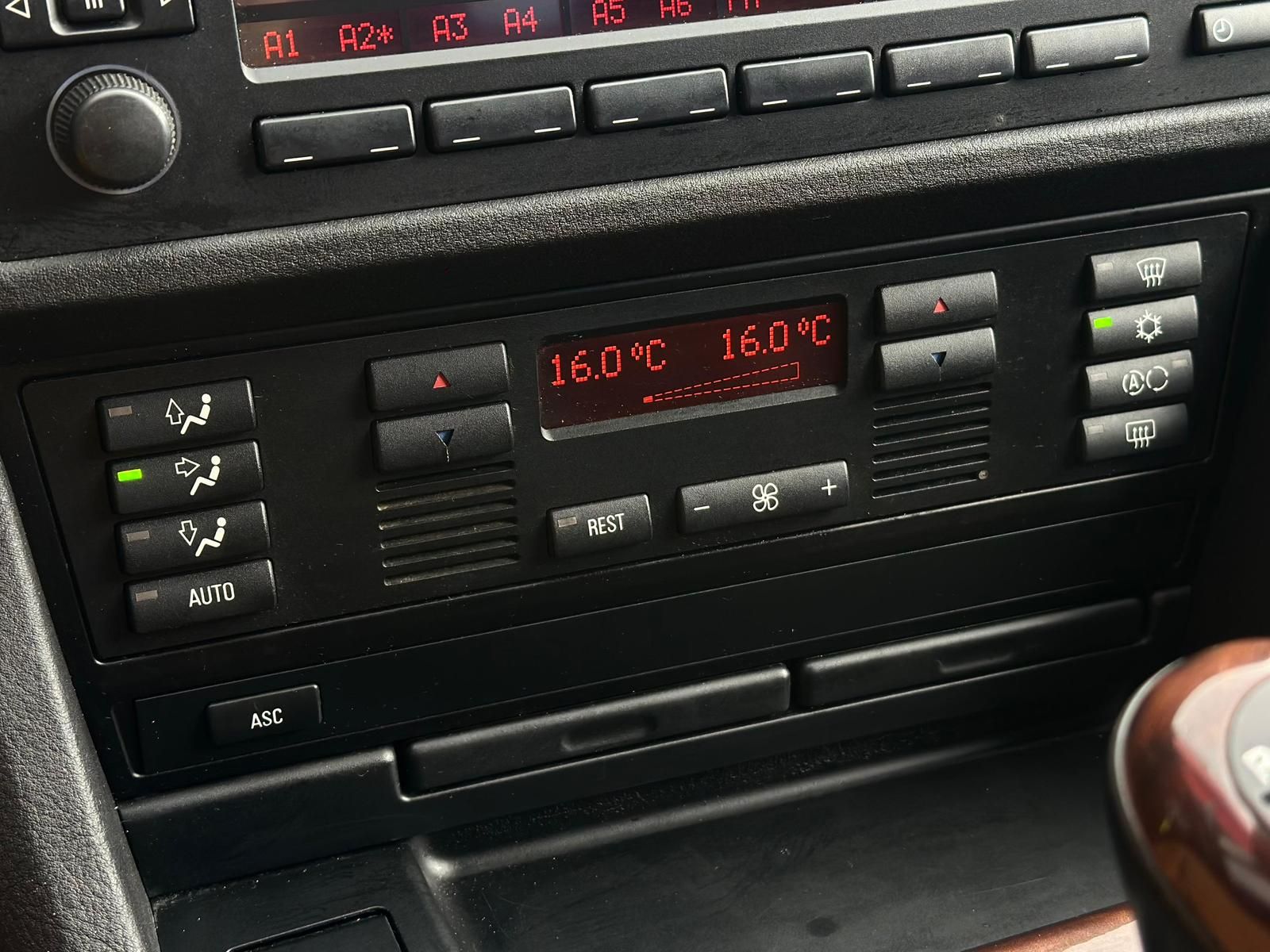 BMW 523i LIMOUSINE* XENON#TEMP#KLIMA#15''ALU#ZV#HOLZ - Image 13