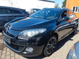 Renault Megane III Grandtour BOSE Edition 2,0 *Automatik - Renault Megane mit Benzin-Antrieb: Kombi, 2.0