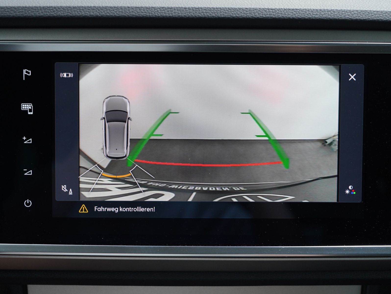 Fahrzeugabbildung SEAT Ateca 1.5 TSI ACT Xperience LED/NAVI/ACC/AHK