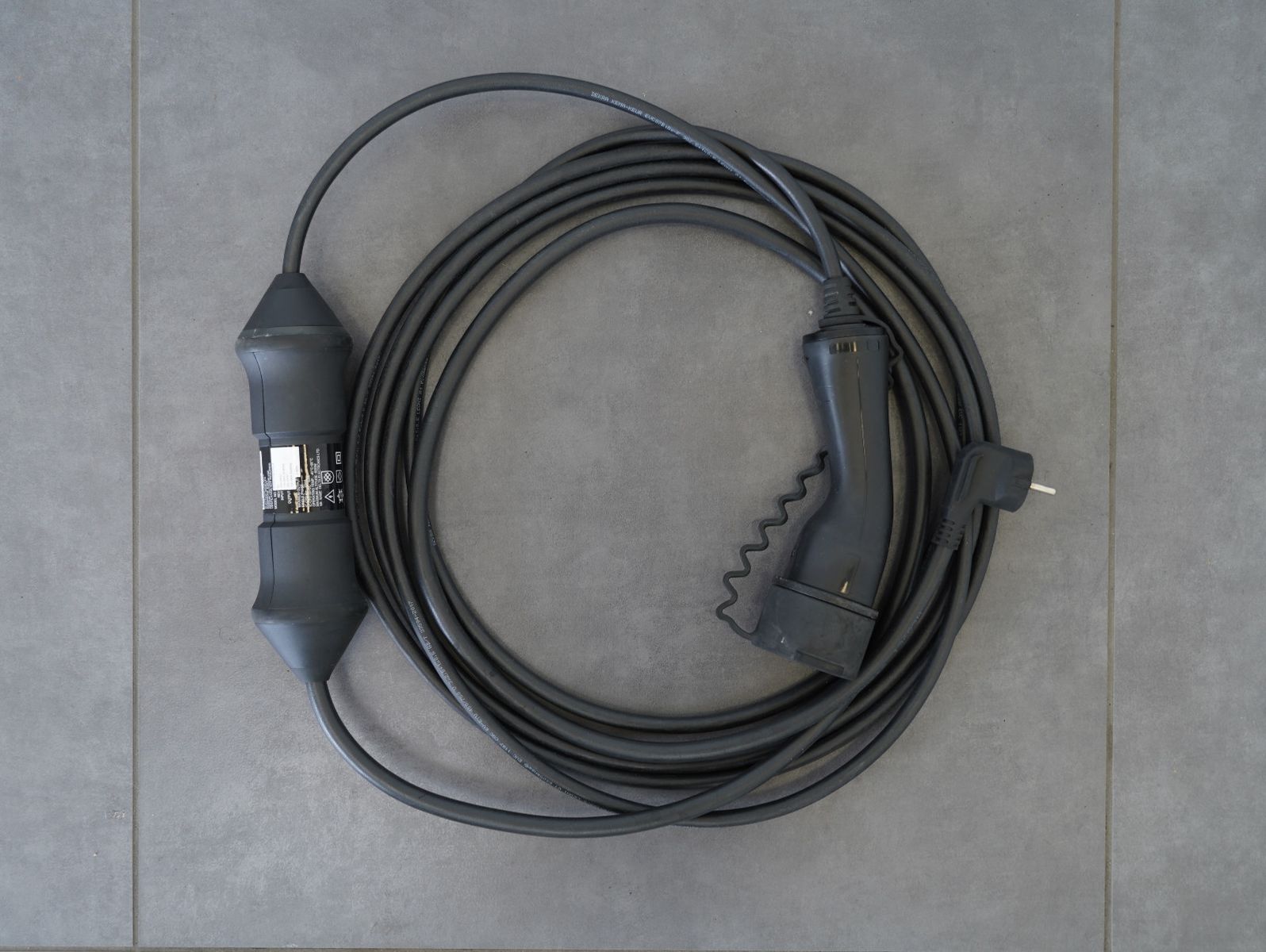 Fahrzeugabbildung Volvo V60 T6 AWD Recharge Plug-In R Design ACC/4C/AHK