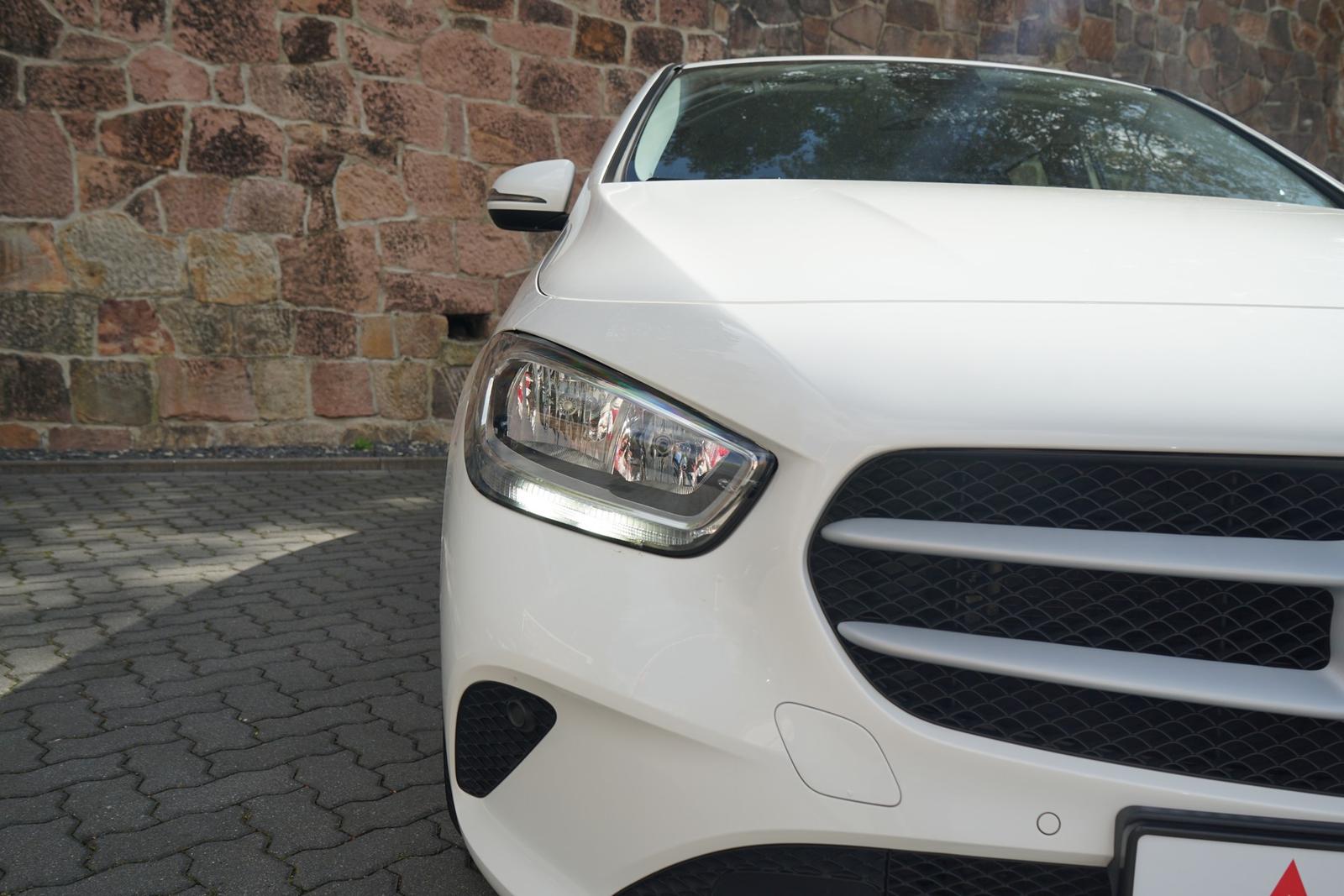Mercedes-Benz B200 7G-DCT LED Tempomat Sitzheizung Teilleder