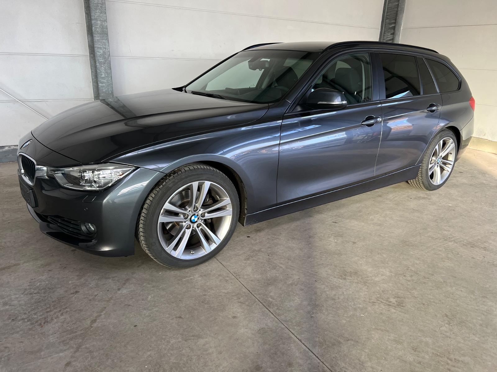 BMW 320d Touring Aut+Navi+PDC+Xenon+Sportfw+AHK+TOP