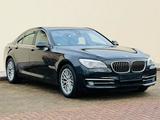 BMW 750d xDrive HUD SHD LEDER TÜV Mopf