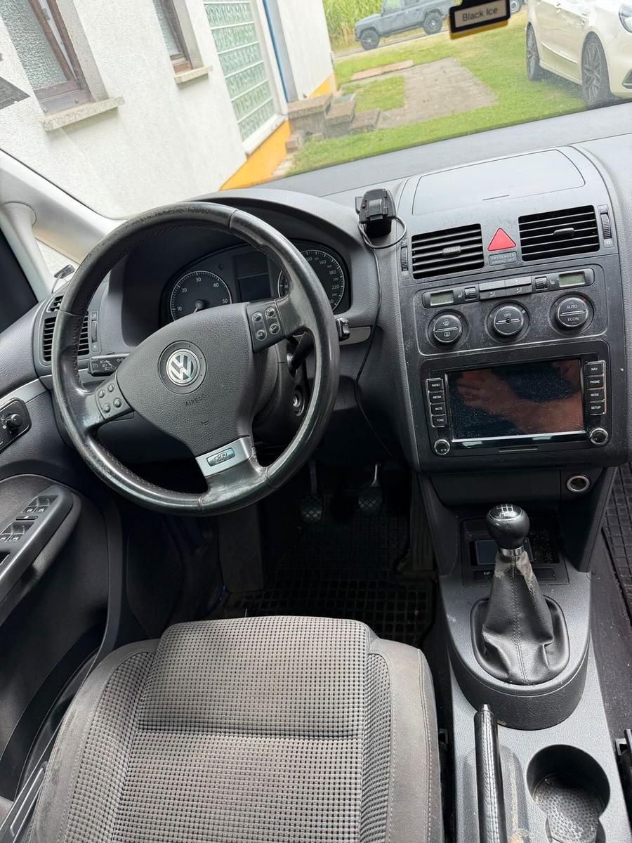 Volkswagen Touran 2004 — photo 10