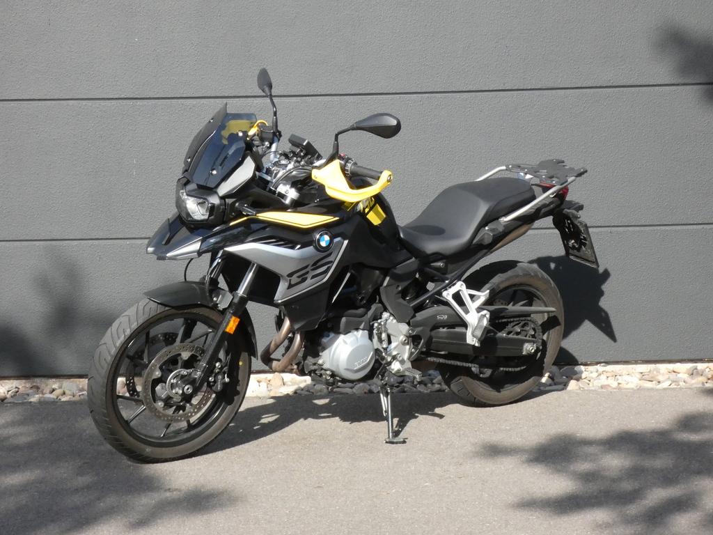 BMW F 750 GS  40 J. Sondermodell tiefergelegt